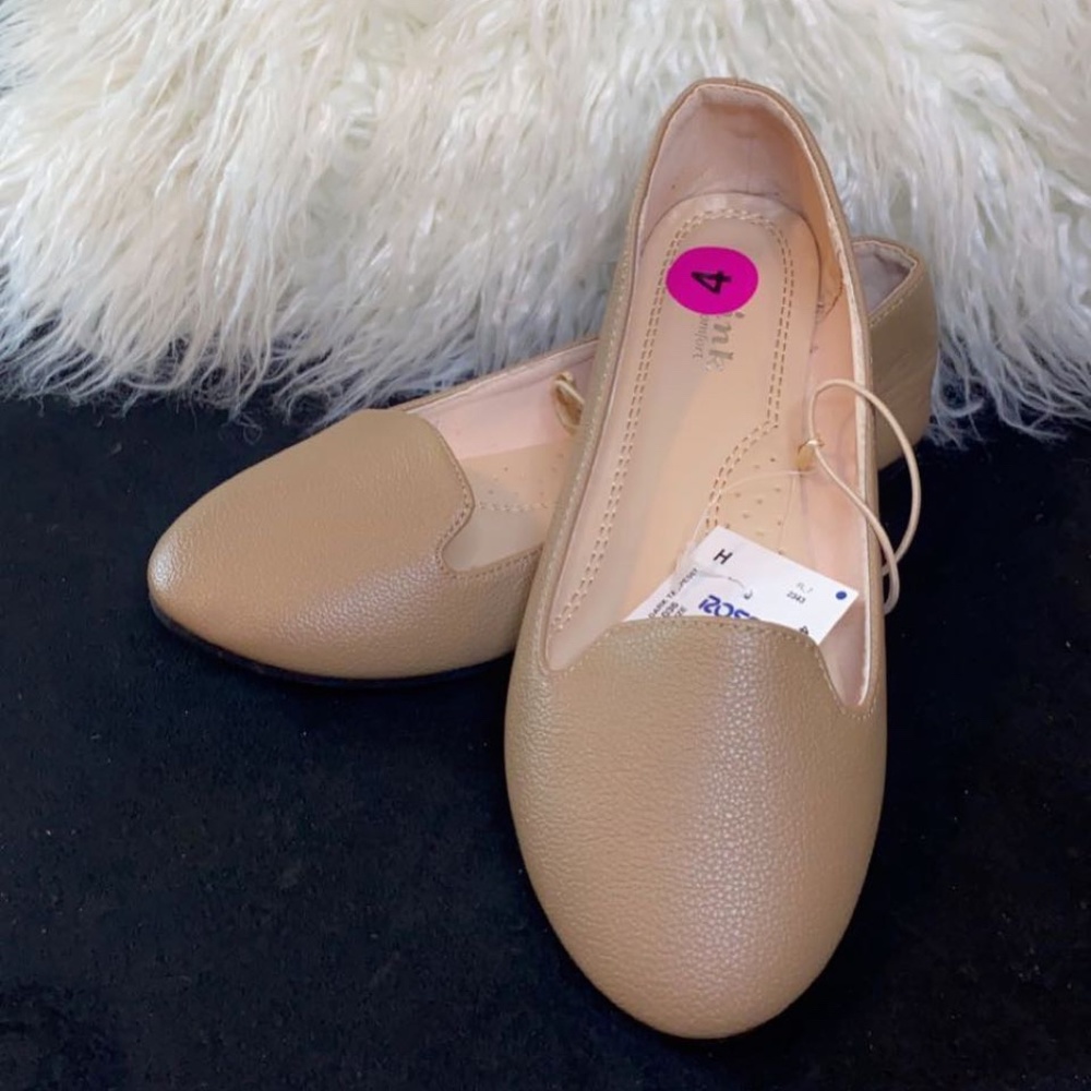 Kids tan slip on closed in shoes